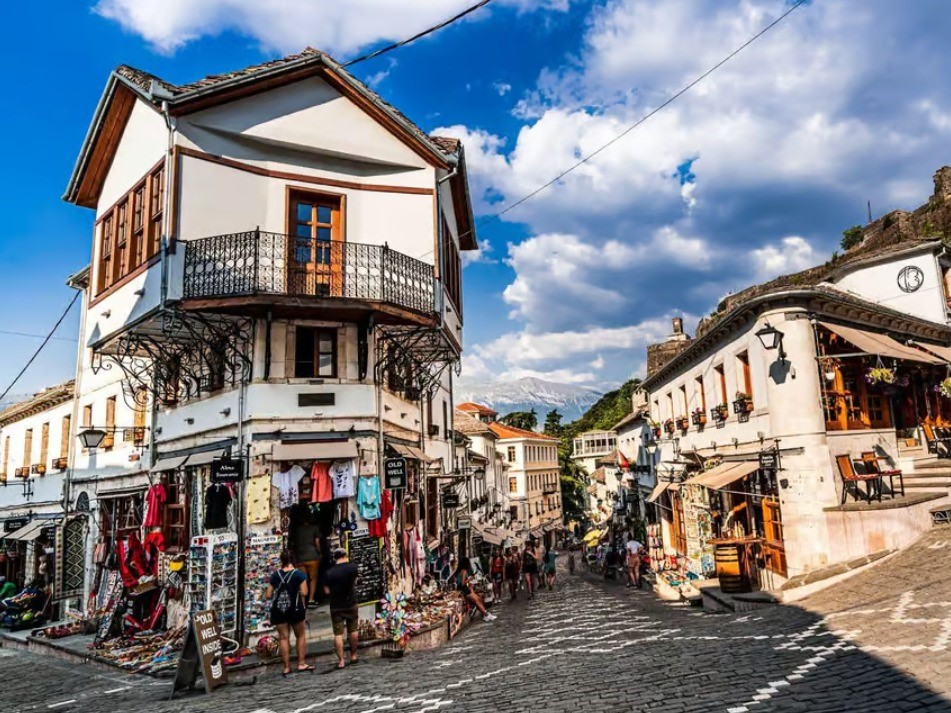 Amazing Daily GroupTour : Lekursi Castle, Blue Eye &
                                        Gjirokaster | Explore Ksamil